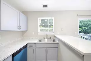 5612 Pine Gate Dr, Atlanta, GA 30349 - Photo 9