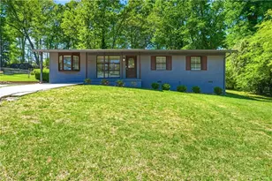 2725 Shoreland Dr SW, Atlanta, GA 30331 - Photo 1