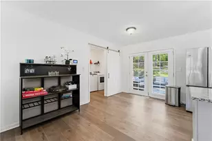 2725 Shoreland Dr SW, Atlanta, GA 30331 - Photo 7