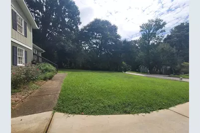 4641 Lucerne Valley Rd SW, Lilburn, GA 30047 - Photo 23