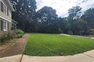 4641 Lucerne Valley Rd SW, Lilburn, GA 30047 - Photo 23