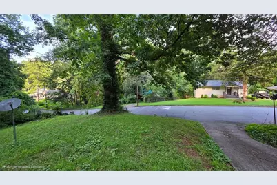 2229 Polar Rock Place SW, Atlanta, GA 30315 - Photo 3