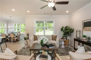 5587 Overview Dr, Flowery Branch, GA 30542 - Photo 9