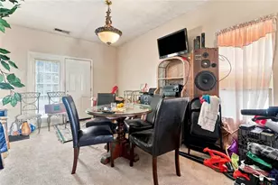 5630 Hampton Ct, Atlanta, GA 30349 - Photo 9