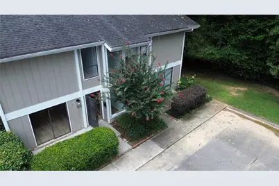 670 Powers Ferry North SE, Marietta, GA 30067 - Photo 1