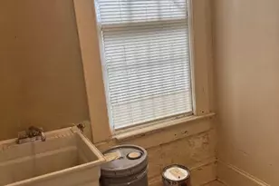 627 Holderness St SW, Atlanta, GA 30310 - Photo 5