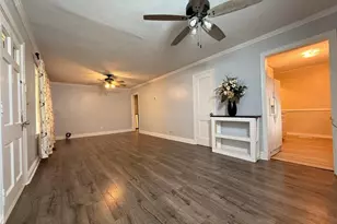 5132 Warner St, Forest Park, GA 30297 - Photo 5
