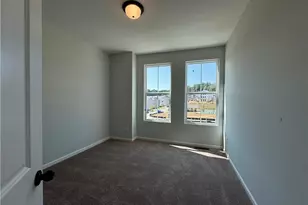 1409 Creekside Cir NW, Atlanta, GA 30318 - Photo 13