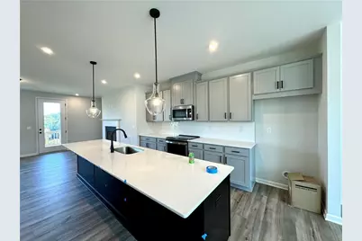 1409 Creekside Circle NW, Atlanta, GA 30318 - Photo 3