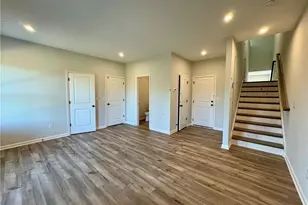 1409 Creekside Cir NW, Atlanta, GA 30318 - Photo 17