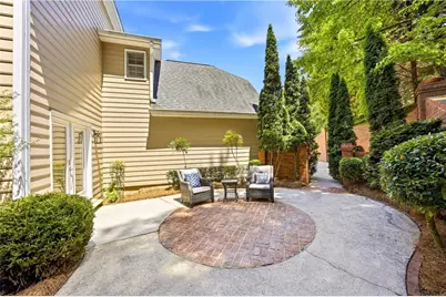 1390 Tennis Court Place, Roswell, GA 30075 - Photo 53