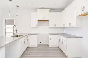 360 Dempsey Dr, Fayetteville, GA 30214 - Photo 3