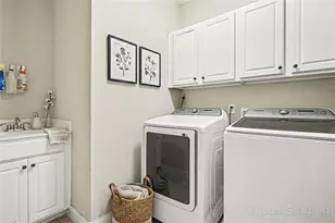 913 Arbor Dr, Loganville, GA 30052 - Photo 11