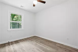 5827 Christopher Ln, Lithonia, GA 30058 - Photo 23