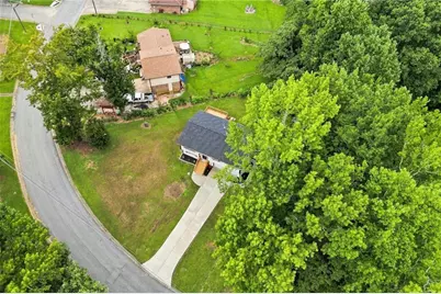 5827 Christopher Lane, Lithonia, GA 30058 - Photo 3