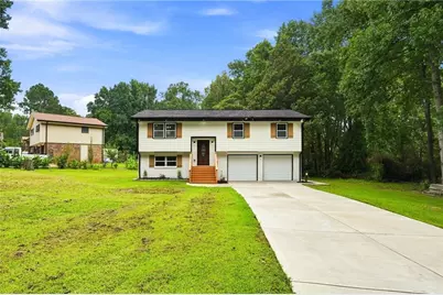 5827 Christopher Lane, Lithonia, GA 30058 - Photo 1