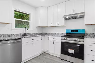 5827 Christopher Lane, Lithonia, GA 30058 - Photo 17