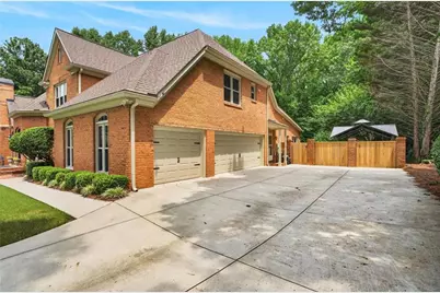 555 Twinflower Court, Roswell, GA 30075 - Photo 65
