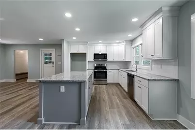 3979 Potomac Drive NW, Kennesaw, GA 30144 - Photo 3