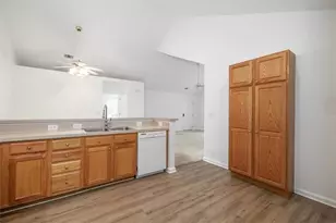 2191 Rockbridge Rd, Stone Mountain, GA 30087 - Photo 13