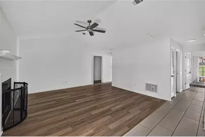 7185 Nunn Woods Way, Fairburn, GA 30213 - Photo 21