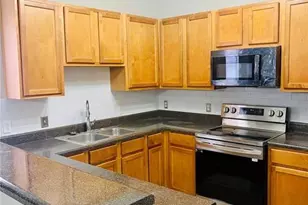 585 McWilliams Road SE, Atlanta, GA 30315 - Photo 3