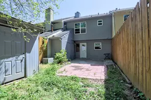 3539 Kennesaw Station Dr NW, Kennesaw, GA 30144 - Photo 3