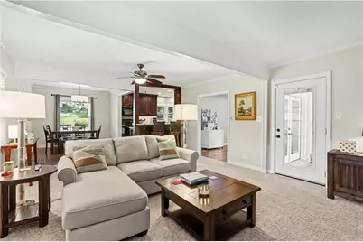 975 Cardova Drive NE, Atlanta, GA 30324 - Photo 9