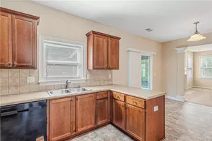 1807 Preserve Creek Way, Loganville, GA 30052 - Photo 9