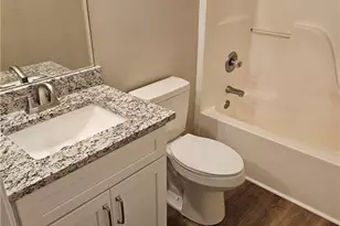 733 Vinebrook Ln, Suwanee, GA 30024 - Photo 11