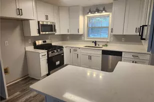 482 Grove Hill Dr, Stockbridge, GA 30281 - Photo 3