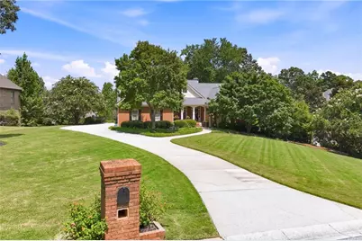 4611 Chartwell Chase Court, Flowery Branch, GA 30542 - Photo 3