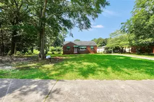 359 Keys Ferry St, McDonough, GA 30253 - Photo 3