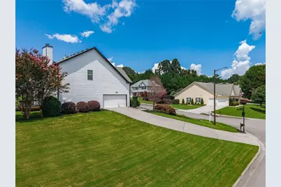201 Overlook Court, Canton, GA 30115 - Photo 5