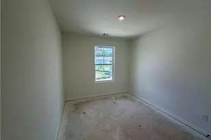 323 Rolling Green Rd, Adairsville, GA 30103 - Photo 11