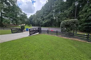 1800 Ashton Brooke Ln, Buford, GA 30519 - Photo 5