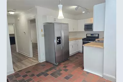 7500 Roswell Road #75, Sandy Springs, GA 30350 - Photo 9