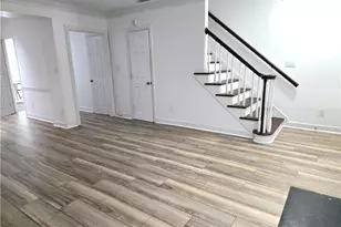 7500 Roswell Rd, Sandy Springs, GA 30350 - Photo 5