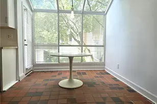 7500 Roswell Rd, Sandy Springs, GA 30350 - Photo 11