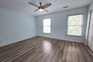 7500 Roswell Rd, Sandy Springs, GA 30350 - Photo 17