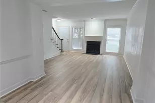 7500 Roswell Rd, Sandy Springs, GA 30350 - Photo 9