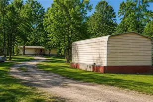 7324 Freeman Rd, Cumming, GA 30028 - Photo 3