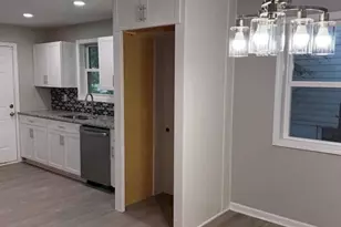 1815 Venetian Dr SW, Atlanta, GA 30311 - Photo 17