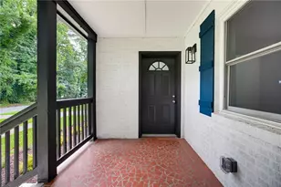 1815 Venetian Dr SW, Atlanta, GA 30311 - Photo 5