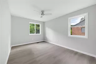 1815 Venetian Dr SW, Atlanta, GA 30311 - Photo 17