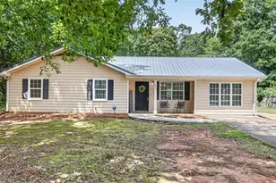 216 Brooks Ln, Winder, GA 30680 - Photo 1