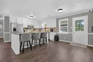 216 Brooks Ln, Winder, GA 30680 - Photo 5