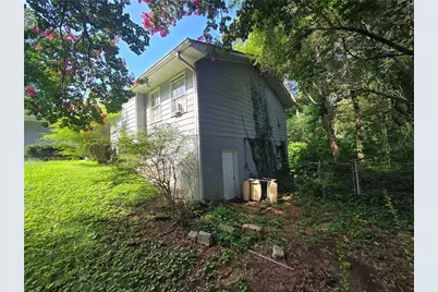 1481 Smithson Drive, Lithonia, GA 30058 - Photo 9