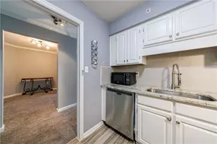 27306 Plantation Dr NE, Atlanta, GA 30324 - Photo 35