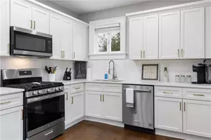 943 Rose Cir SW, Atlanta, GA 30310 - Photo 17